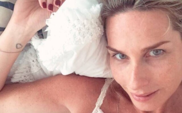 Instagram / @marianaweickert Depois de testar positivo para covid-19, Mariana Weickert dá à luz Felipe