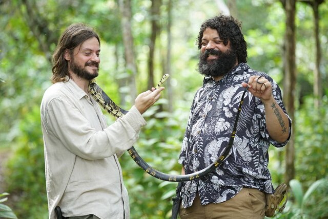 National Geographic Brasil / Divulgação A paixão dos biólogos pelas cobras é um dos principais motivadores da série