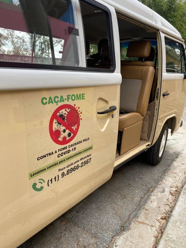 arquivo pessoal Kombi do projeto 'Caça-Fome', que distribui cestas básicas durante pandemia do novo coronavírus
