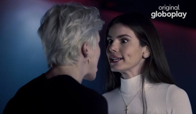 Globoplay Angel (Camila Queiroz) e Giovanna (Agatha Moreira) tem embate por causa da morte de Alex