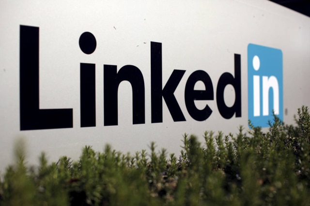 REUTERS/Robert Galbraith Publicação de Jasmine Pak sobre dificuldade para conquistar o primeiro emprego foi respondida até pelo próprio CEO do LinkedIn, Jeff Werner.