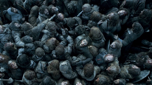 Reprodução de cena da série 'Game of Thrones'/HBO A produção de 'Game of Thrones' enviou recado ao elenco e equipe da série pelo empenho na gravação de uma batalha que durou 55 noite