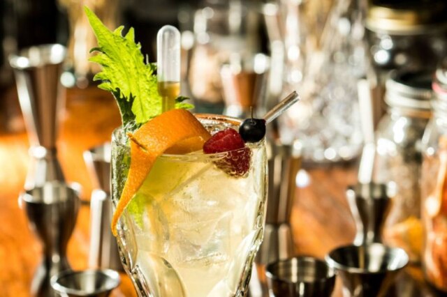 LEO FELTRAN Frank bar