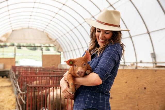 Criar animais no pasto é uma das prioridades dos que se denominam açougueiros éticos, como Anya Fernald uma das fundadoras da Belcampo Meat Company