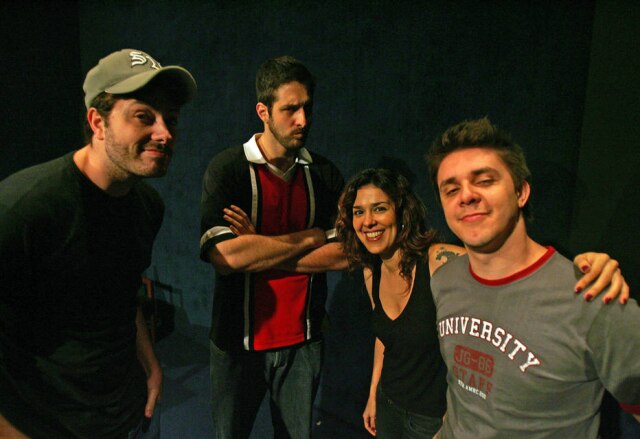 J.F. Diorio / Estadão Danilo Gentili, Rafinha Bastos, Marcela Leal e Oscar Filho, integrantes do Clube da Comédia Stand-Up, em foto de dezembro de 2007.