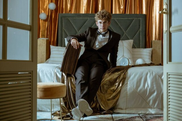 Netflix Rafael (Patrick Criado) será o filho de Berlim