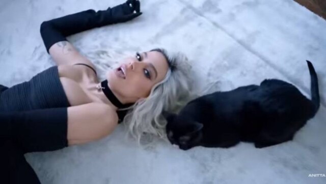 YouTube 'Gata' faz parte do álbum 'Versions of Me', quinto da discografia da carioca.