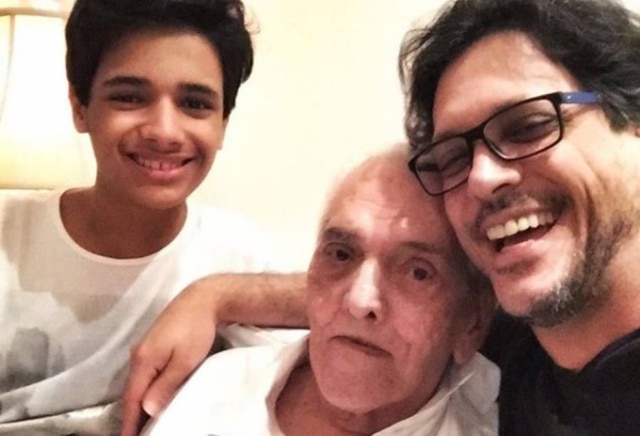 Instagram / @luciomaurofilhooficial Lúcio Mauro ao lado de Lúcio Mauro Filho e seu neto Antonio.