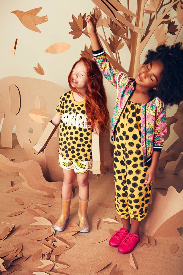 Erika Verginelli/Divulgação C&A Os looks de com estampas animais, inspirados na fauna das florestas, para crianças de 6 a 12 anos