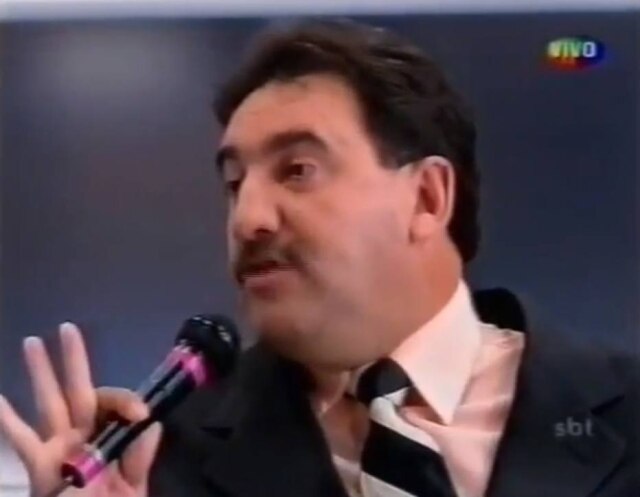 Reprodução de 'Hebe' (2004) / SBT Ratinho.