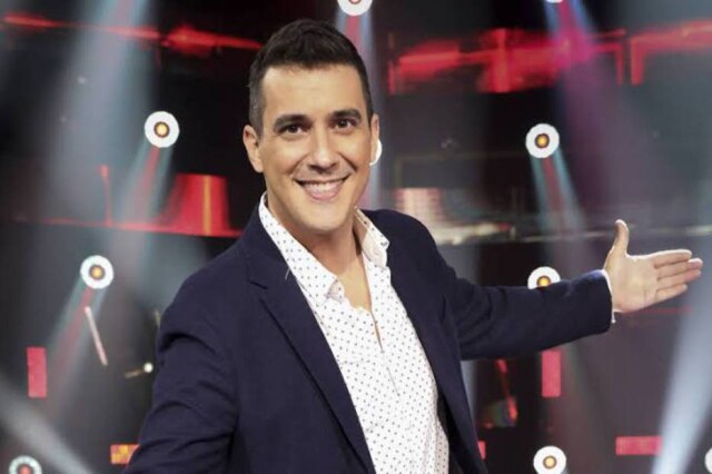 Globo André Marques assumiu o comando do 'The Voice+' do lugar de Tiago Leifert.