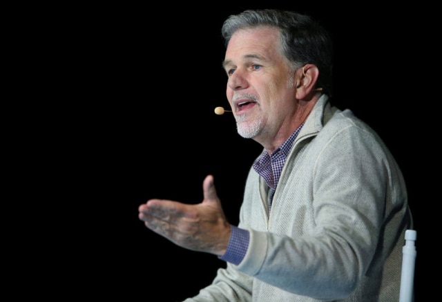 Mike Blake/Reuters O CEO da Netflix Reed Hastings foi criticado por grupos de pais após responder a acionistas que ninguém é obrigado a assistir '13 Reasons Why'
