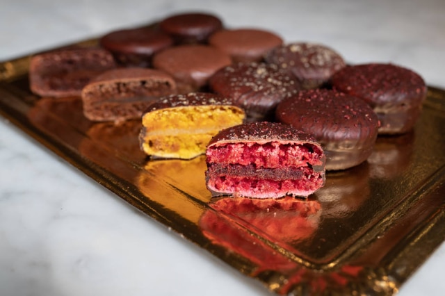 Emon Hassan/The New York Times Macarons cobertos da marca francesa Ladurée, em Nova York
