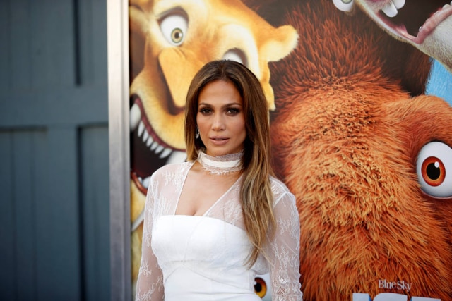 REUTERS/Danny Moloshok Pela primeira vez, Alex Rodriguez confirmou que está namorando com a cantora Jennifer Lopez.