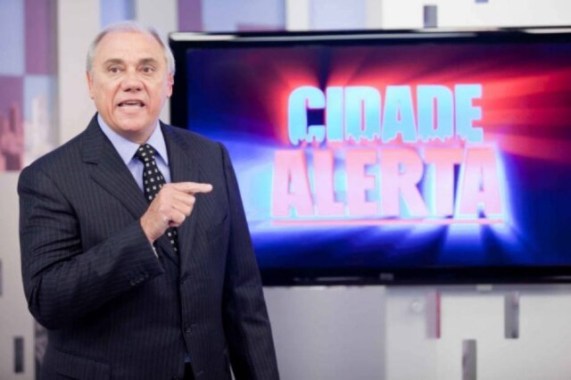 Edu Moraes/Record TV/Divulgação Marcelo Rezende morreu em setembro, após lutar por quatro meses contra um câncer no pâncreas e no fígado.
