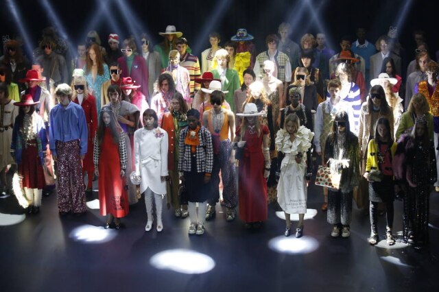 Dan Lecca/Cortesia Gucci A gang excêntrica do verão 2019 da Gucci, no palco do Le Palace, em Paris