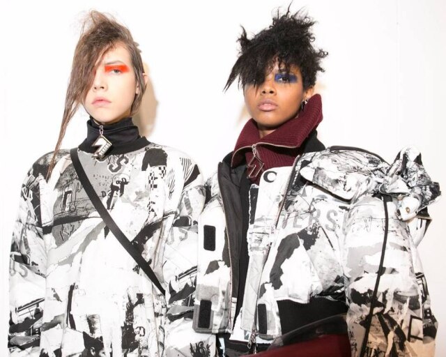 Instagram/ @versus_versace Campanha de inverno 2017 da grife Versus Versace