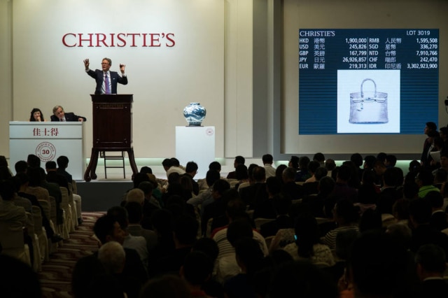 Lam Yik Fei/The New York Times O leilão aconteceu na comemoração dos 30 anos da casa Christie’s Hong Kong.