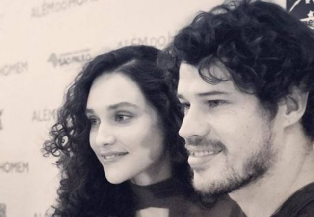 Instagram/@joseloreto Os atores Débora Nascimento e José Loreto.