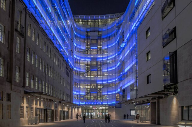 Jonatan Brennan Prédio da BBC Broadcasting House, em Londres
