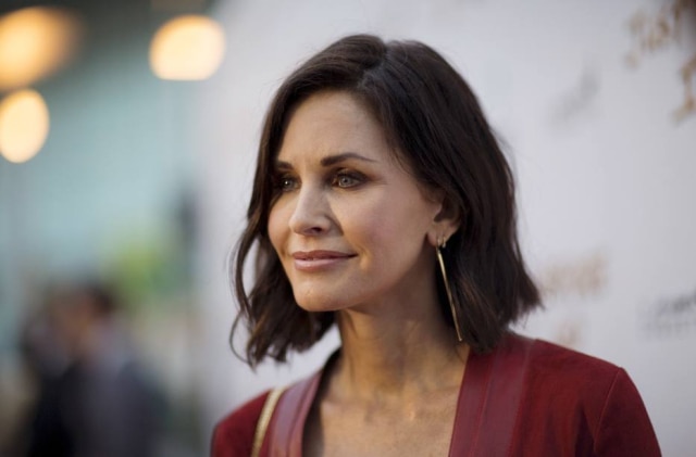 REUTERS/Mario Anzuoni Courteney Cox em 2015; em 2017, ela dissolveu os preechimentos que havia feito