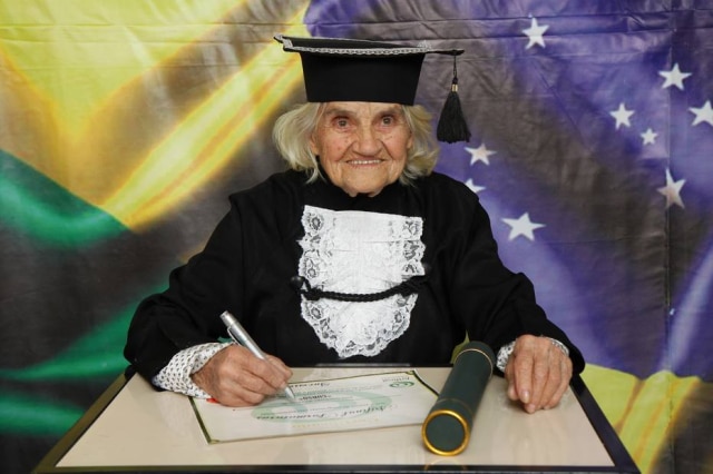 Imagem cedida por ArtFinal Eventos Luísa Valencic Ficara se formou em nutrição aos 87 anos