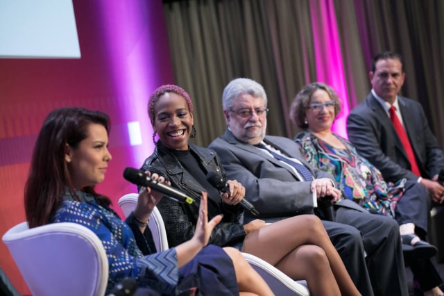 Divulgação/Bayer Fernanda Souza e Karol Conká estiveram presentes no evento