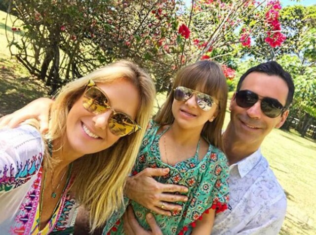 Instagram/@Ticipinheiro Ticiane Pinheiro, Rafa Justus e César Tralli.
