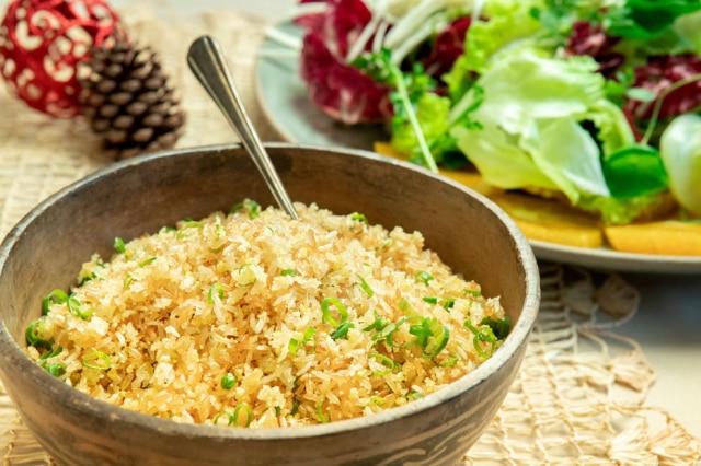 Daniel Teixeira/Estadão Farofa de rapa de arroz da chef Mara Salles.
