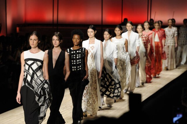 Desfile da marca Madrepérola temporada verão 2016