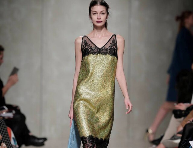 Divulgação Batizada de 'Kiss', a edição do ModaLisboa outono-inverno 2016/2017 tinha como objetivo promover o amor no processo de criação de moda e comemorar os 25 anos do evento.