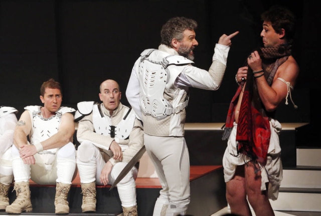 Divulgação/Ayrton Vignola Tróilo e Créssida é uma das peças menos conhecidas de Shakespeare.