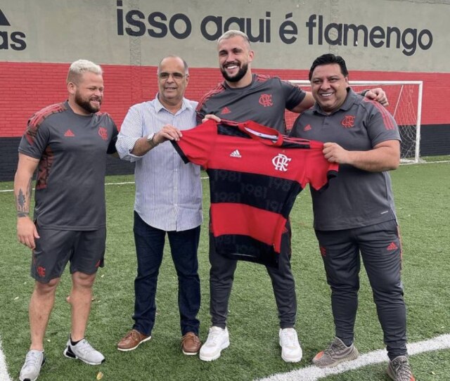 Instagram/@arthurpicoli O ex-BBB 21 Arthur Picoli, que jogará pelo Flamengo