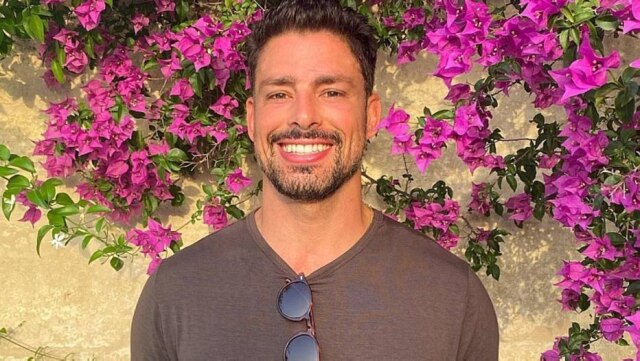 Instagram/@cauareymond Cauã Reymond se envolve em acidente de trânsito, mas sai sem ferimentos. Nas redes sociais, ator afirma que 'está tudo bem'.