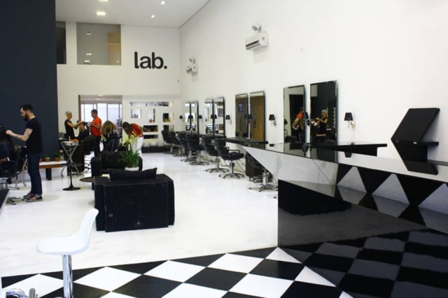Divulgação O interior do Lab. Duda Molinos, em Higienópolis