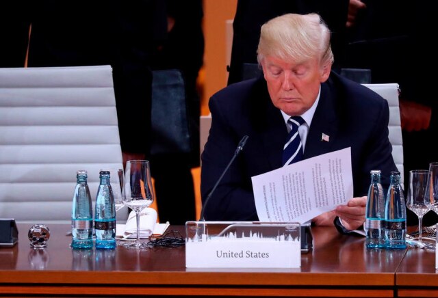 Reuters / Kai Pfaffenbach Reunimos em uma galeria os momentos mais desconcertantes do mandato de Donald Trump à frente dos Estados Unidos até agora