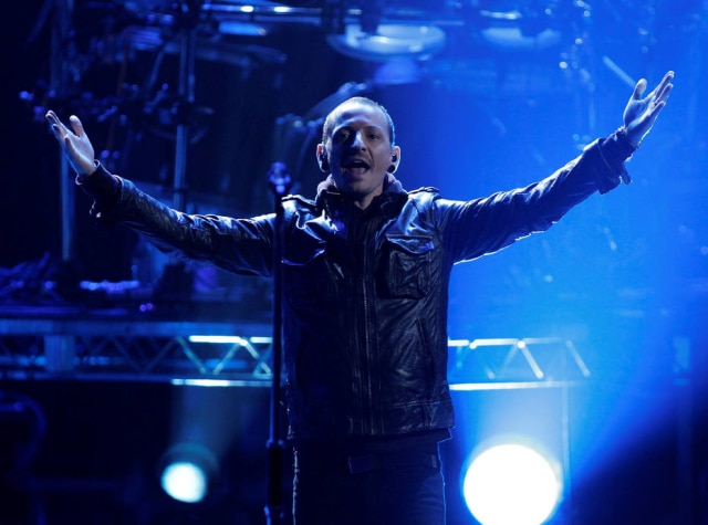 Reuters / Danny Moloshok Fãs se emocionaram com recado antigo que o filho de Chester Bennington escreveu para o pai em junho.