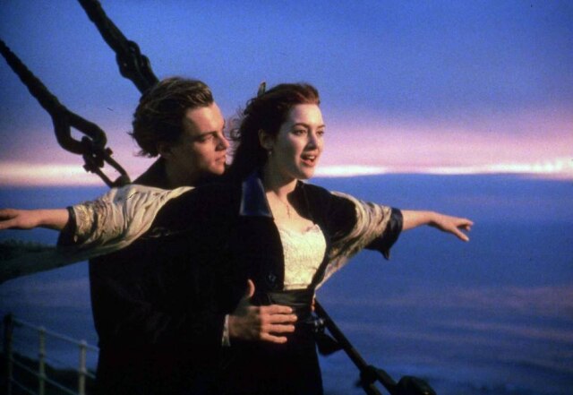 Fox Film Cena do filme 'Titanic' (1997), do diretor James Cameron, com Leonardo DiCaprio e Kate Winslet.
