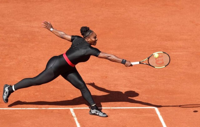 Guillaume Horcajuelo/EFE Serena Williams diz que macacão preto a faz se sentir uma 'princesa guerreira' de 'Pantera Negra'.