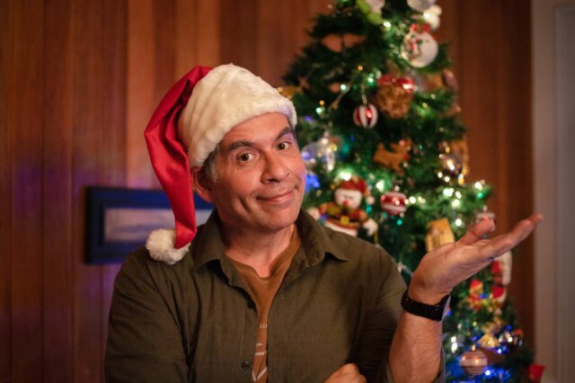 Desirée do Valle / Netflix / Divulgação Lendro Hassum é o protagonista de 'Tudo Bem no Natal Que Vem', produção original da Netflix