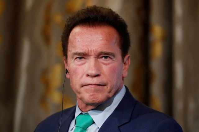 Gonzalo Fuentes/Reuters O ator Arnold Schwarzenegger fez brincadeira após ser submetido a uma cirurgia de emergência no coração