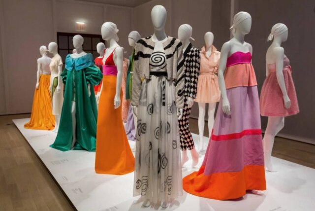 Will Ragozzino/SocialShutterbug.com Exposição "Isaac Mizrahi: An Unruli History" (Issac Mizrahi: uma história sem regras)