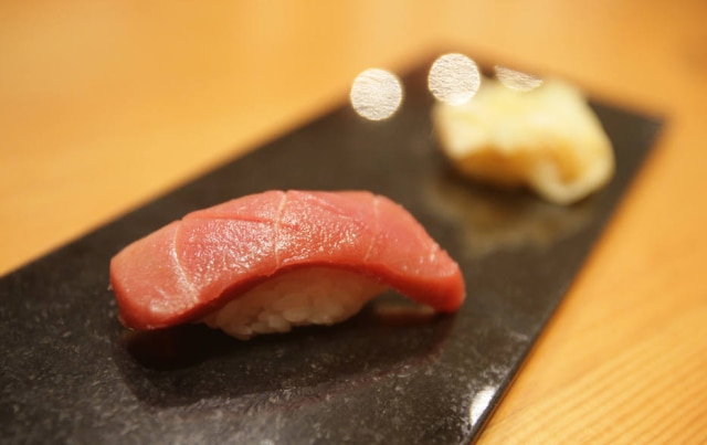Nilton Fukuda/Estadão Toro de bluefin na sequência de sushis do menu-degustação
