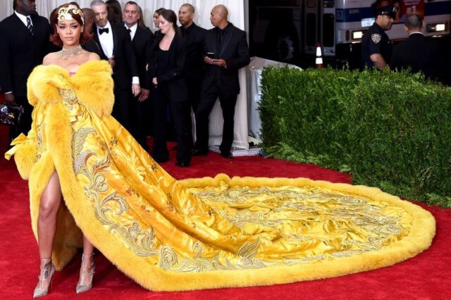Reprodução Vestido de Rihanna criado pela estilista chinesa Guo Pei