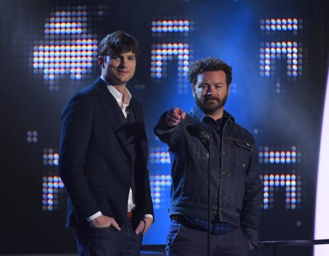 Harrison McClary / Reuters Ashton Kutcher ao lado de Danny Masterson