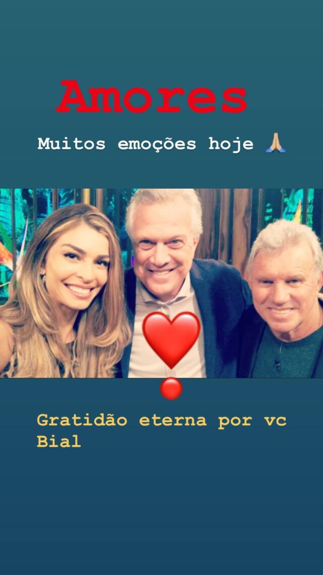 Instagram/@massafera Grazi Massafera ao lado de Pedro Bial e do pai dela, Gilmar Massafera.