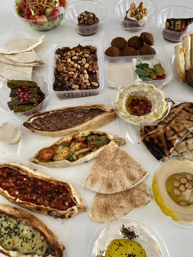 Banquete libanês do Alyah em casa 