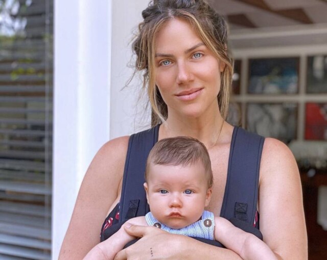 Giovanna Ewbank Ironiza Trabalho Na Maternidade Facinho Com Bebe Recem Nascido Emais Estadao