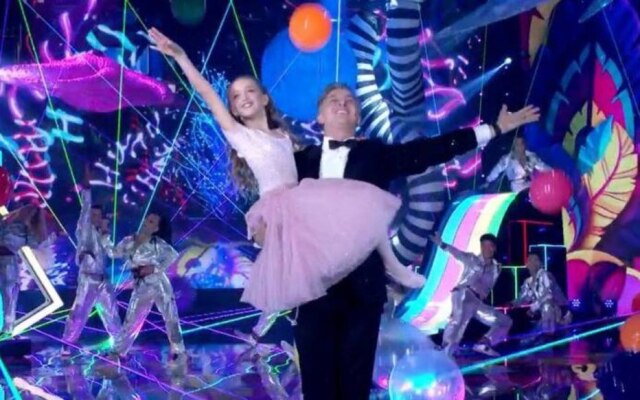 Globo Luciano Huck e Eva dançaram na final do 'Dança dos Famosos'.