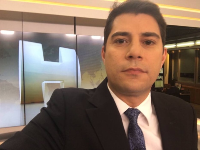 Reprodução Twitter Evaristo Costa faz por merecer o título de "melhor pessoa"